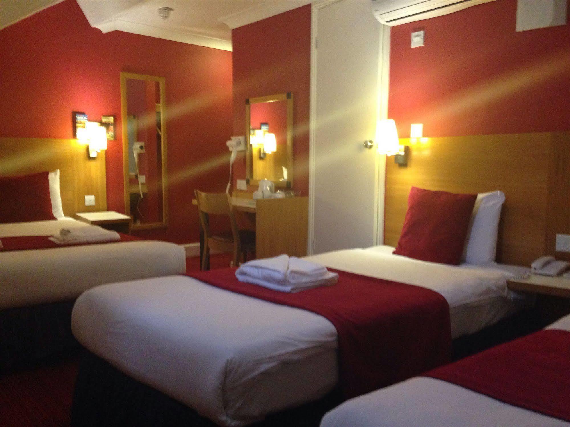Comfort Inn London - Westminster Экстерьер фото